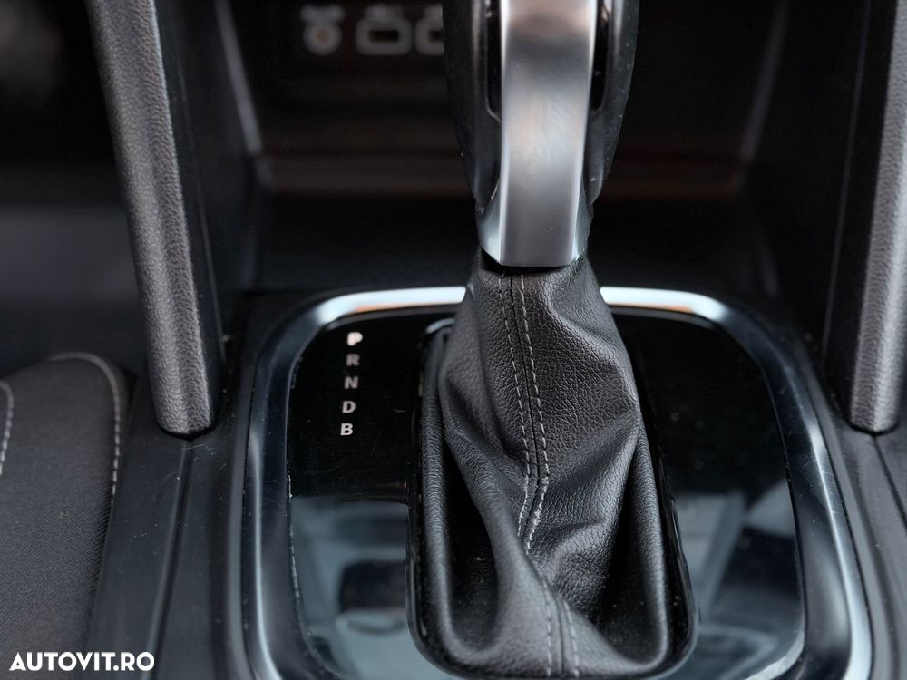 Renault Megane E-TECH 160 E-Tech engineered - 17
