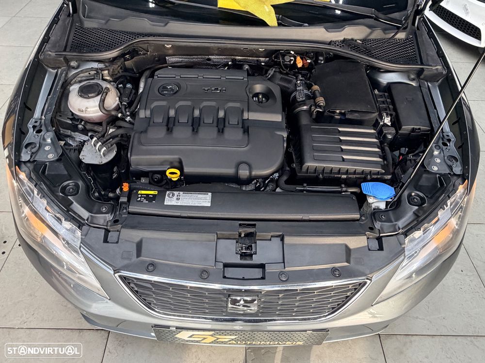 SEAT Leon 1.6 TDI DPF S&S Style - 10
