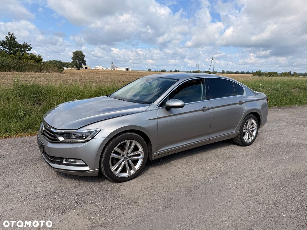 Volkswagen Passat 2.0 TDI (BlueMotion Technology) DSG Highline - 3