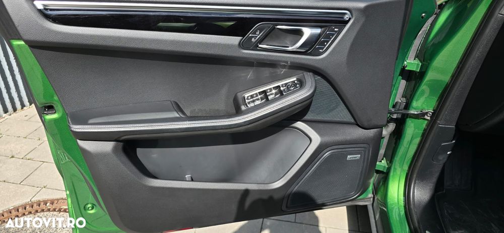 Porsche Macan S - 7