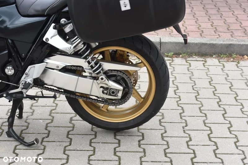 Honda CB - 22