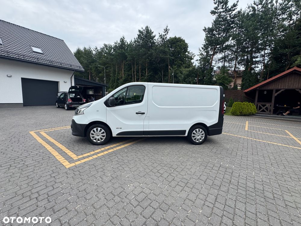 Renault Trafic - 2