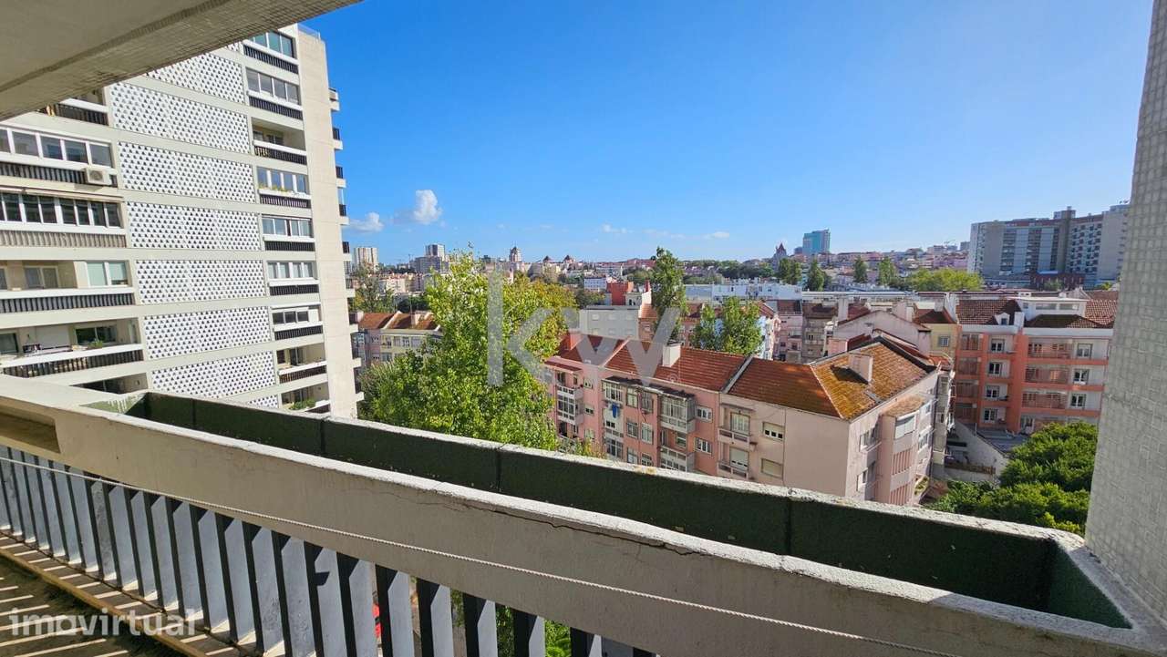 Apartamento T6 Av. Estados Unidos da América - Grande imagem: 4/25