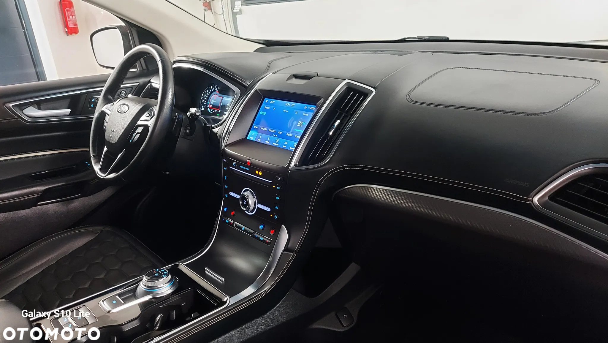 Ford Edge 2.0 EcoBlue Bi-Turbo 4x4 Vignale - 19