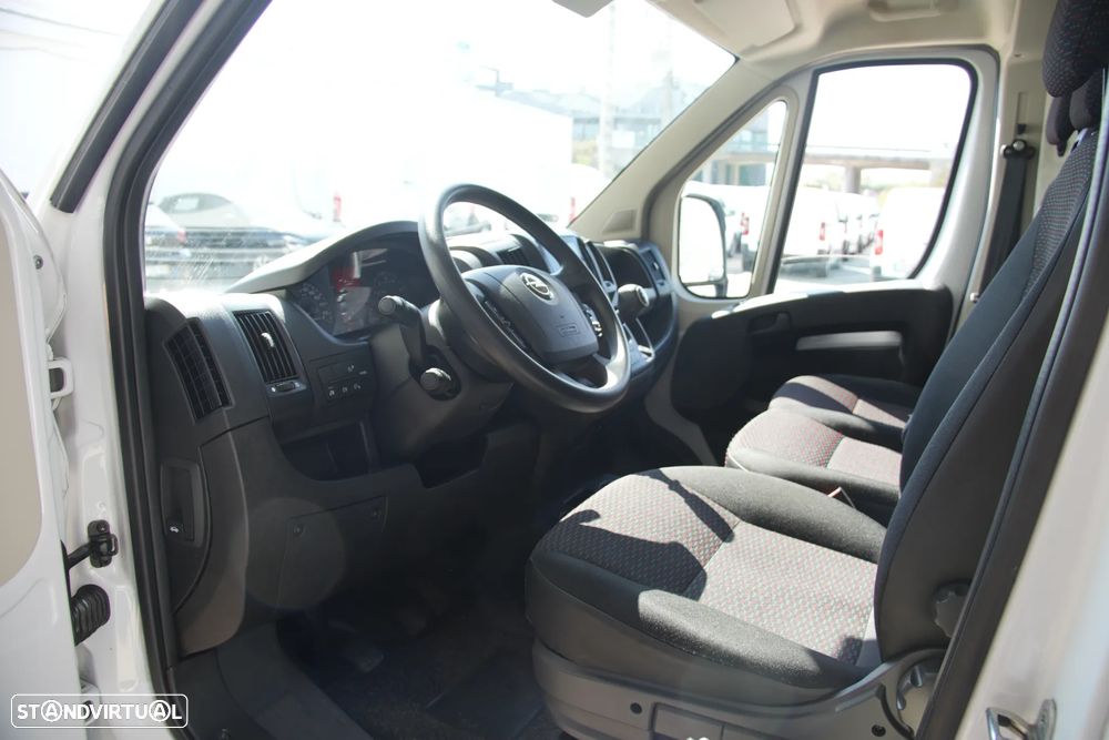 Opel Movano Isotérmica L3H2 2.2D 140cv - 9