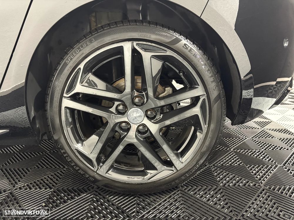 Peugeot 308 PureTech 130 EAT8 GT - 21