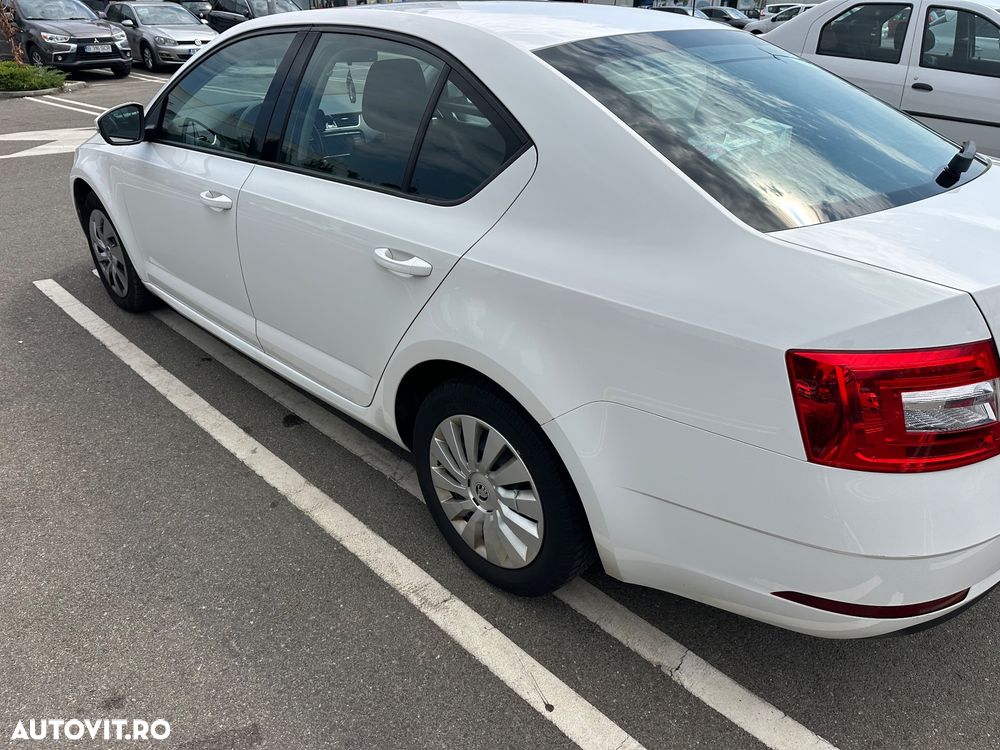 Skoda Octavia - 3