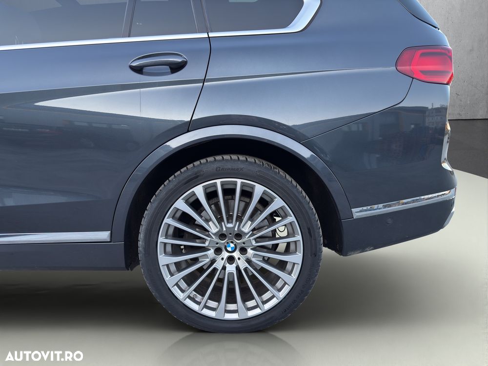 BMW X7 - 23