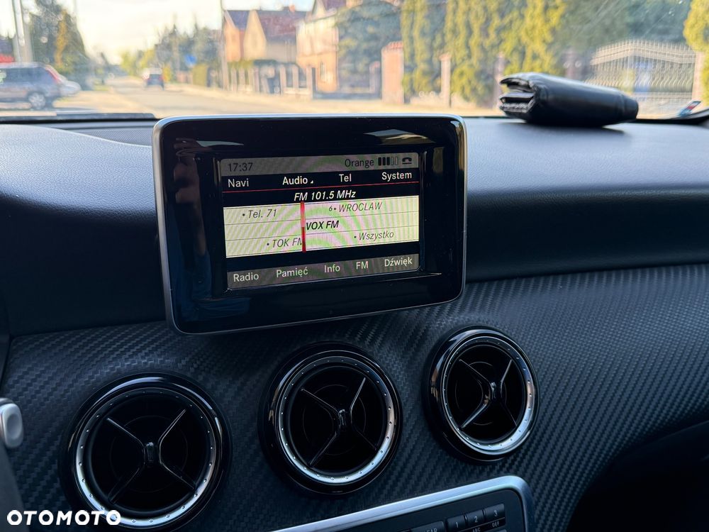 Mercedes-Benz GLA - 20