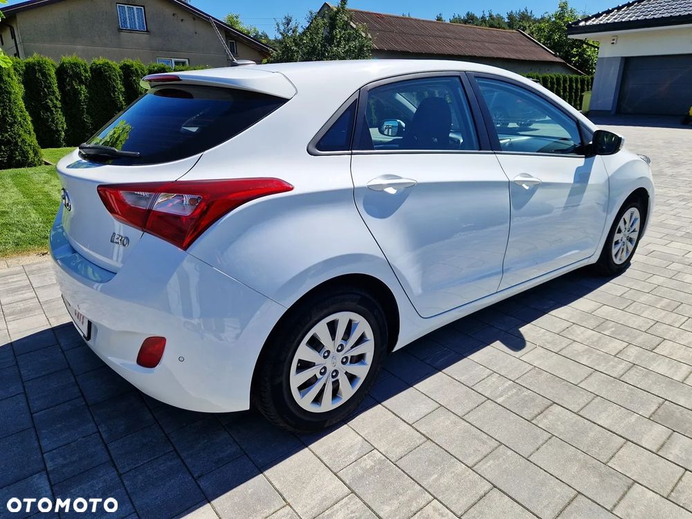 Hyundai i30 blue 1.4 Classic Navigation - 8