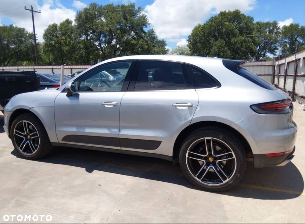 Porsche Macan - 4