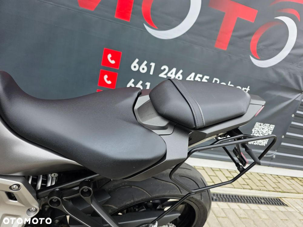 Yamaha MT - 9