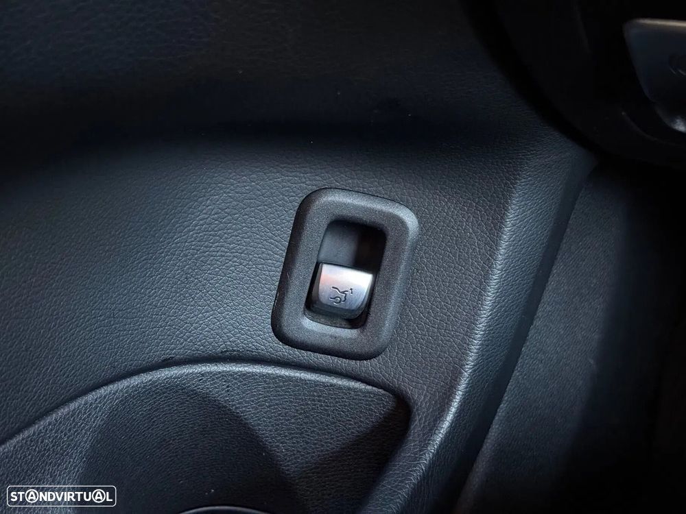 Mercedes-Benz C 180 d AMG Line Aut. - 25