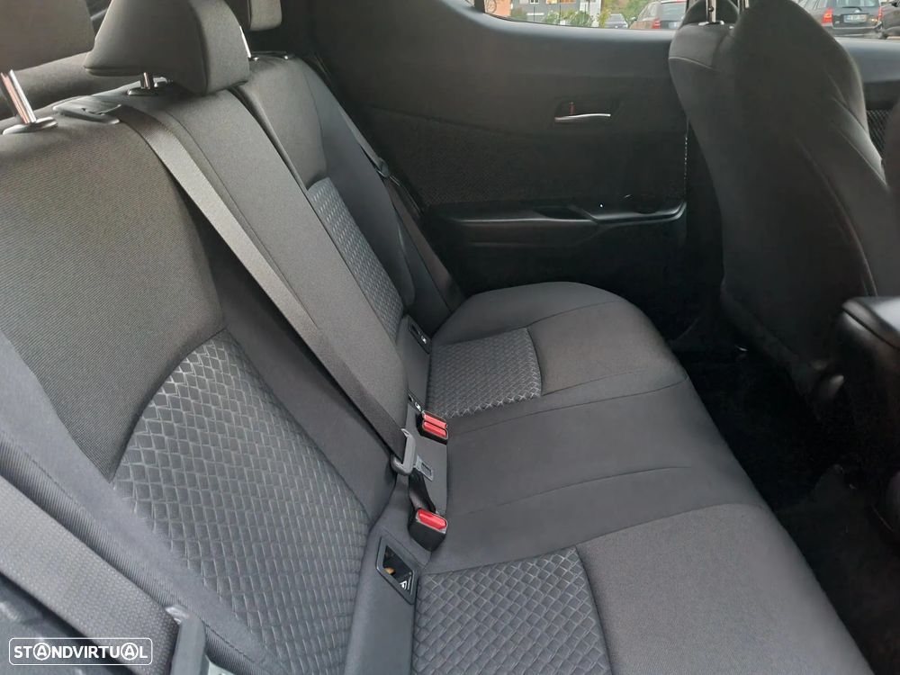 Toyota C-HR 1.8 Hybrid Comfort - 22