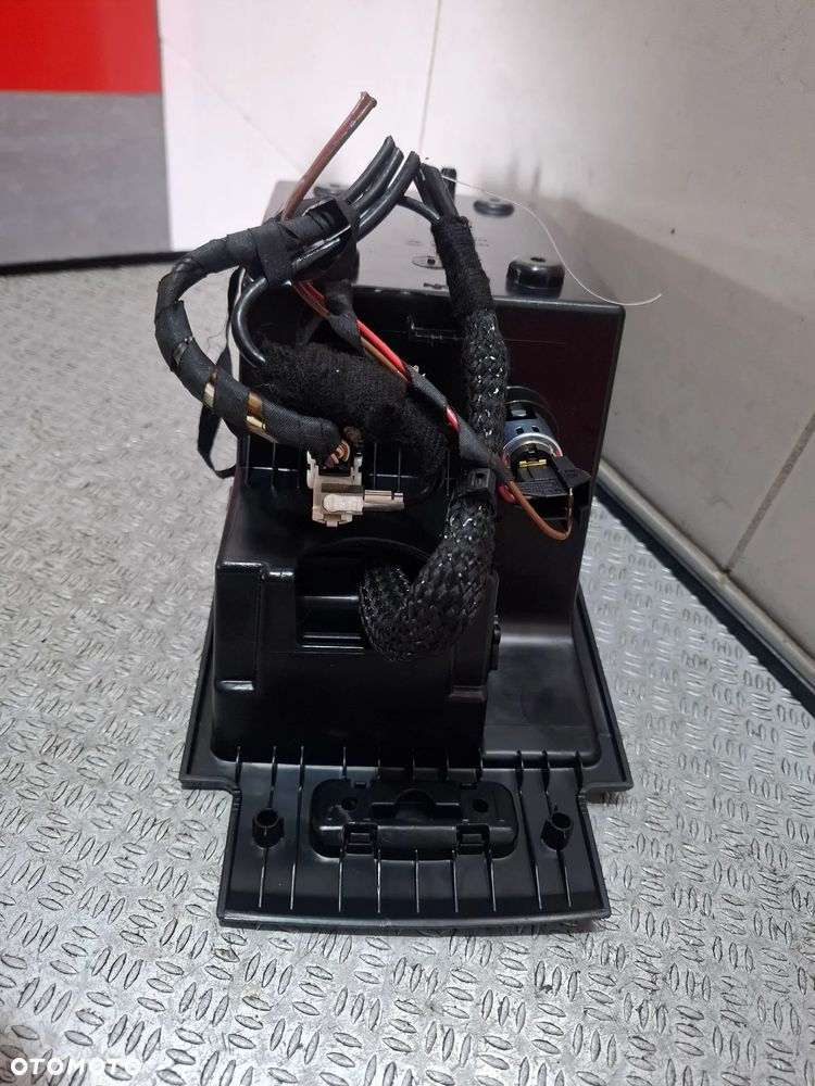 Wnętrze podłokietnika  AUX USB BMW X3 F25 2011 rok ne 105004886 - 4