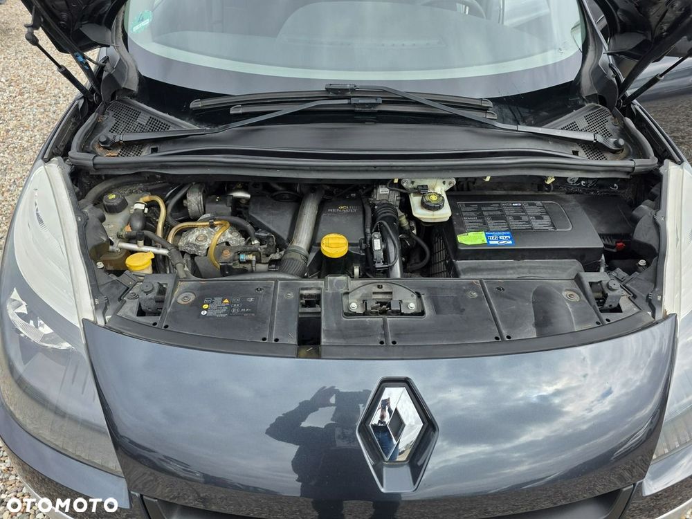 Renault Scenic dCi 110 LIMITED - 21