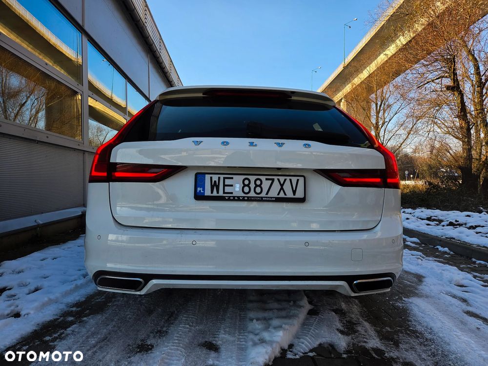 Volvo V90 D4 SCR AWD R-Design - 30