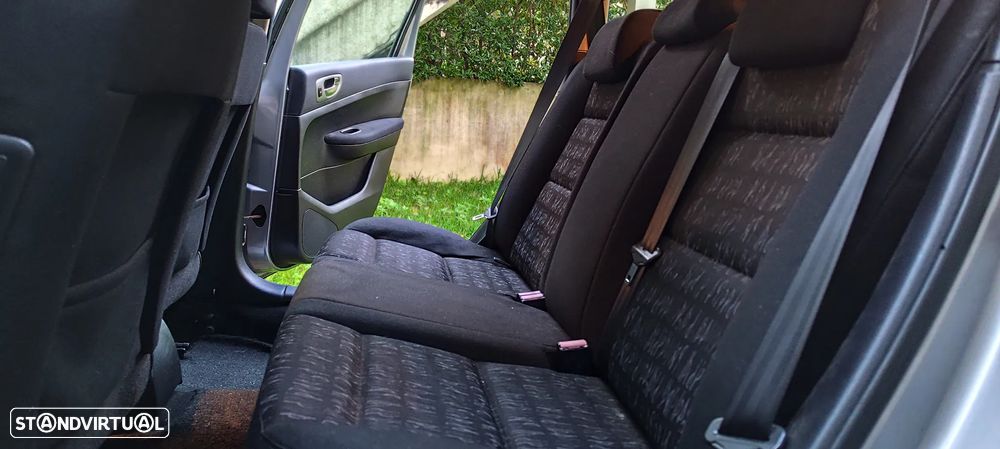 Peugeot 307 Break 1.4 16V Navtech - 9