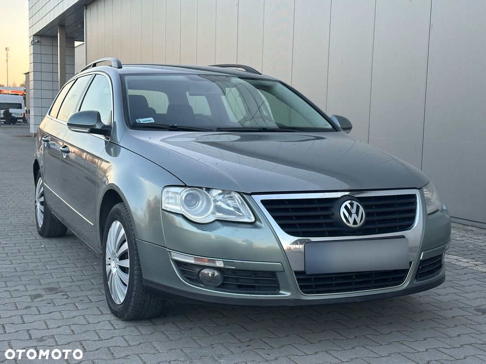 Volkswagen Passat - 2