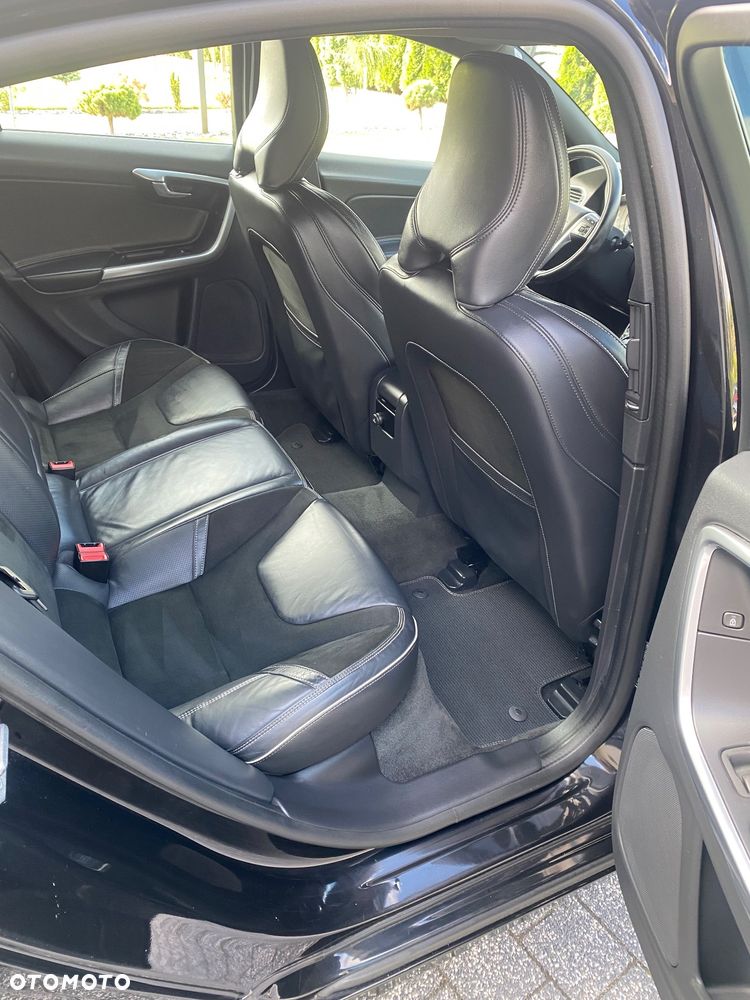 Volvo S60 D2 Drive-E R-Design Momentum - 39