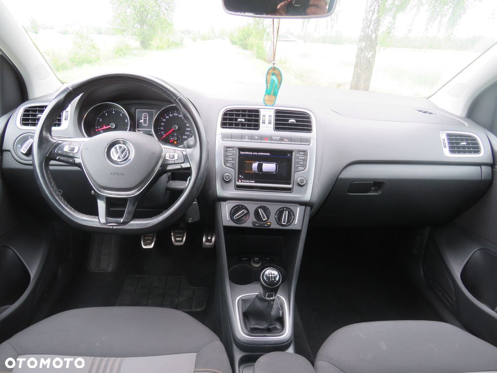 Volkswagen Polo 1.2 TSI MATCH - 8