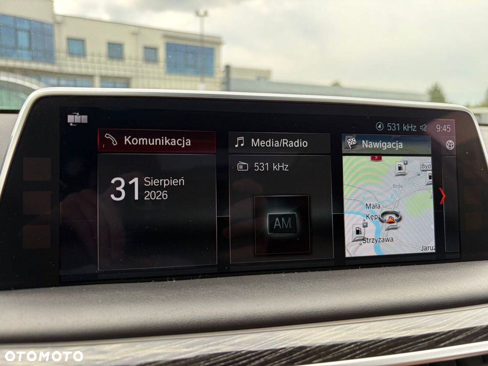 BMW Seria 7 - 33