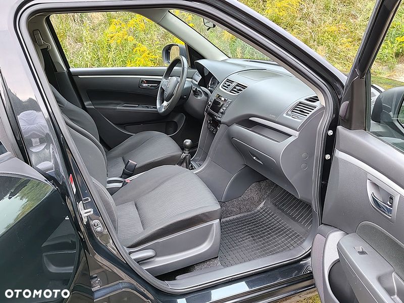 Suzuki Swift 1.2 Premium - 9