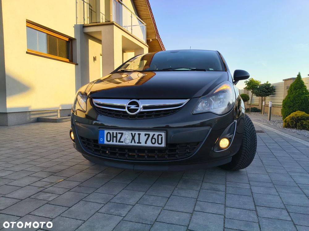 Opel Corsa 1.4 16V Energy - 4