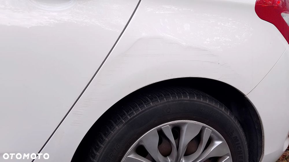 Citroën C4 1.4 VTi Seduction - 7