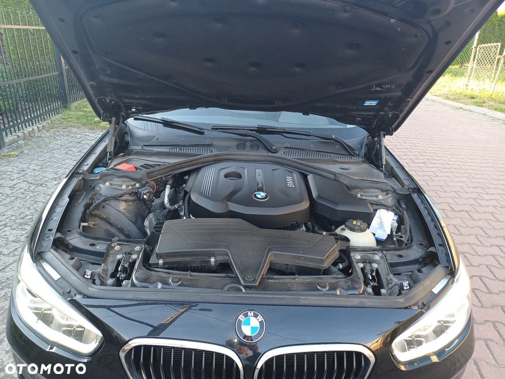 BMW Seria 1 118i Sport Line - 13