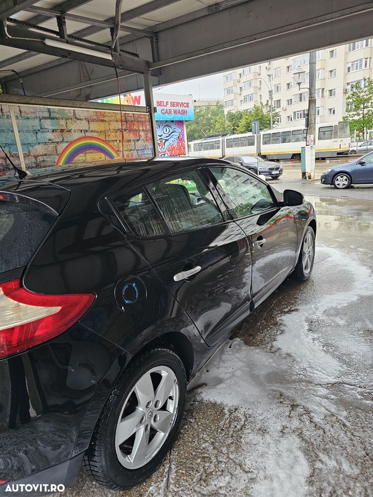 Renault Megane 1.6 16V Autthentique - 4