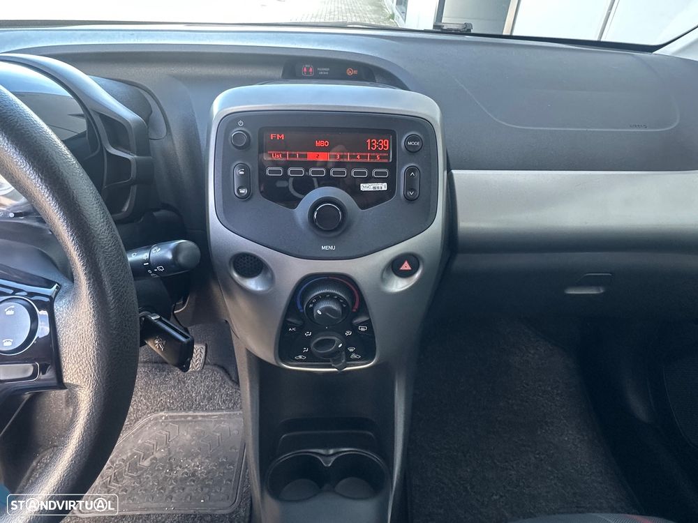 Peugeot 108 1.0 VTi Active - 24