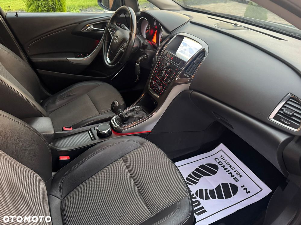 Opel Astra 2.0 CDTI Cosmo - 34