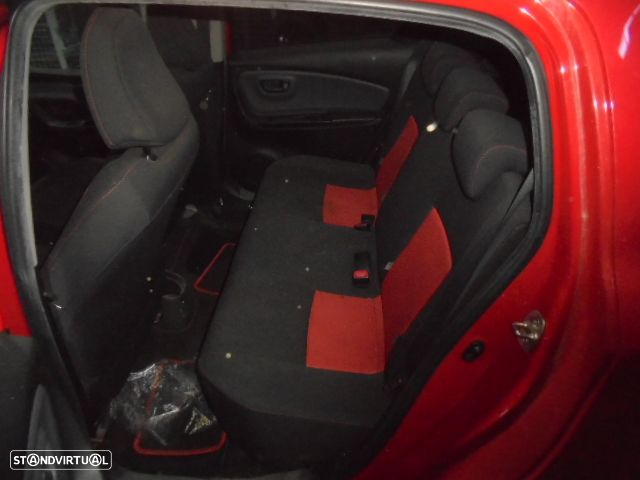 Carro MOT: 1NR  FE CXVEL: EC62 6 TOYOTA YARIS 3 2014 1.3I 99CV 5P VERMELHO GASOLINA - 7