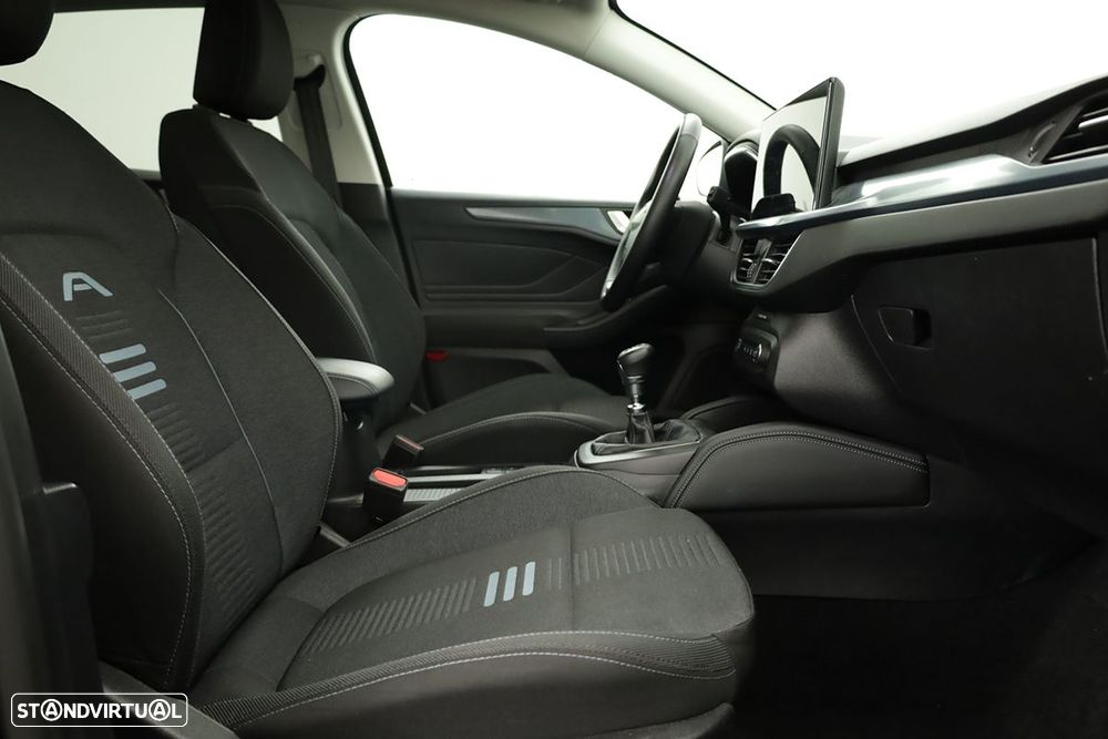 Ford Focus SW 1.0 EcoBoost MHEV Active X - 21