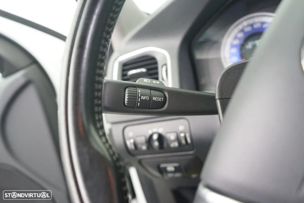 Volvo V60 1.6 D2 R-Design - 23