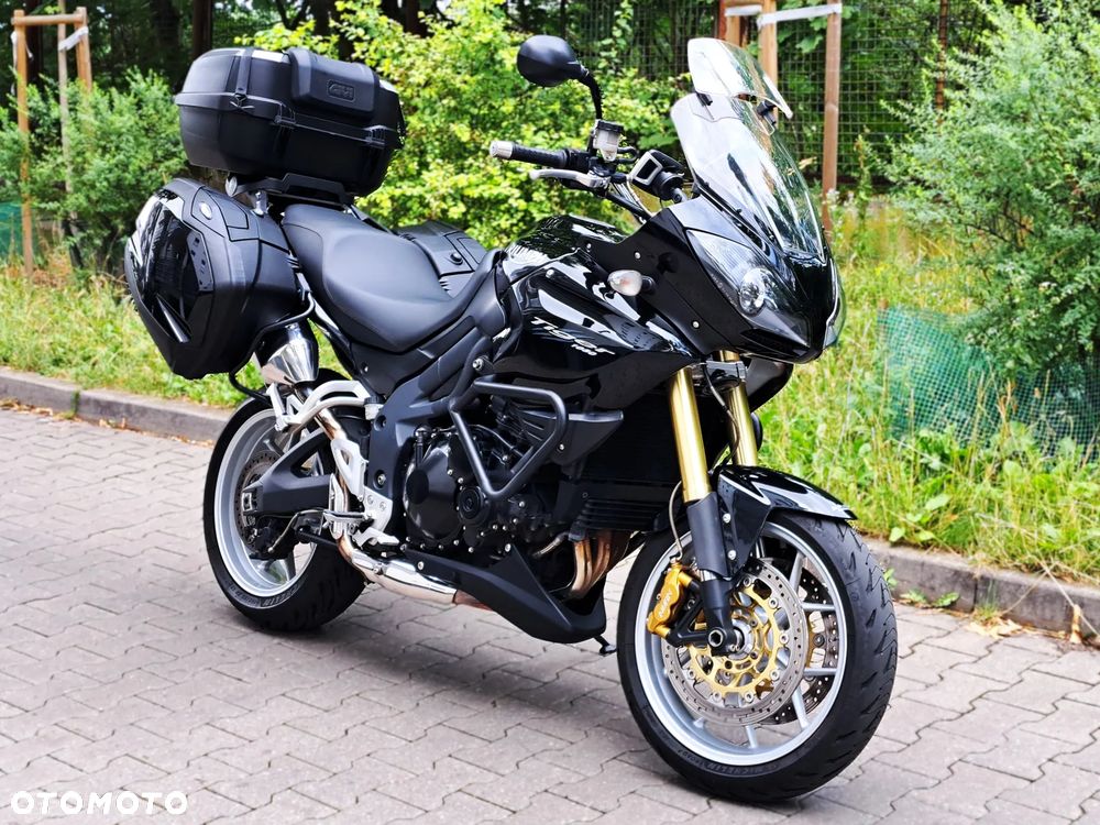 Triumph Tiger - 1