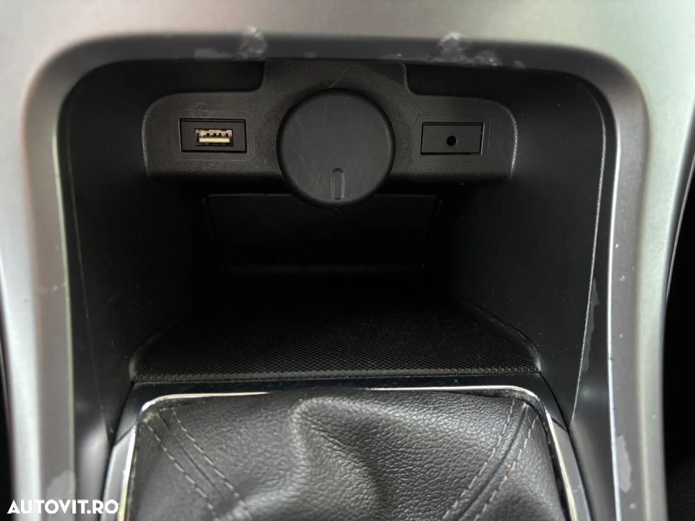 Opel Astra 1.6 TWINPORT ECOTEC Active - 25