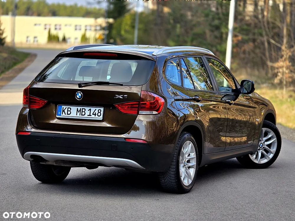 BMW X1 sDrive18i xLine - 19