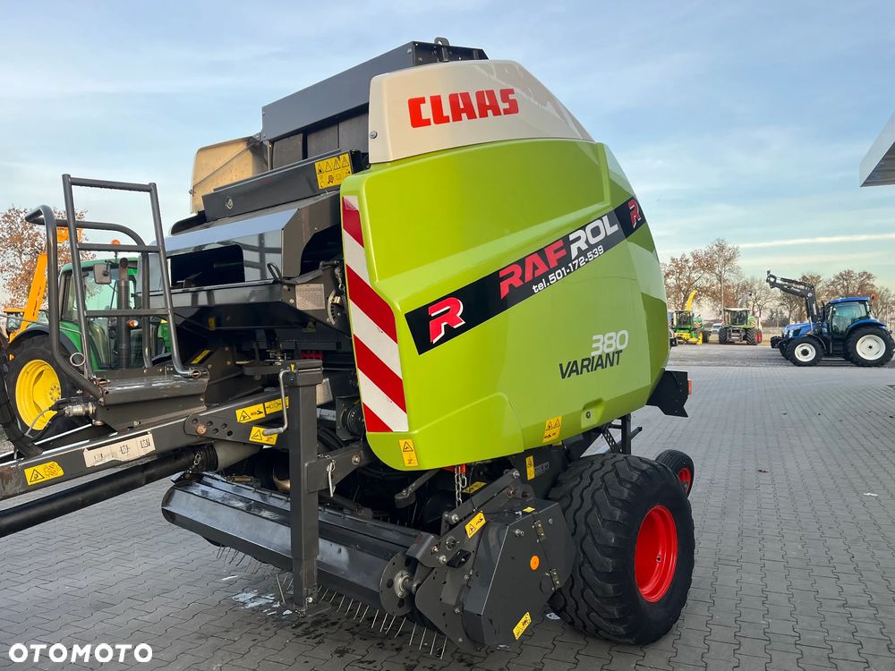 Claas Variant 380 - 8