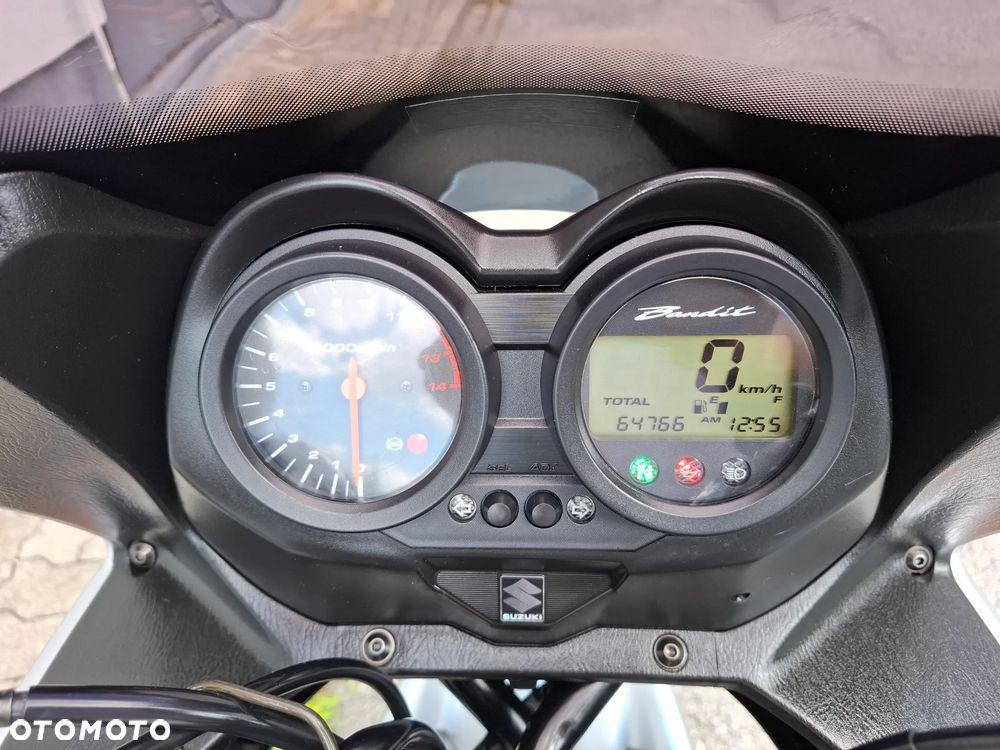 Suzuki Bandit - 7