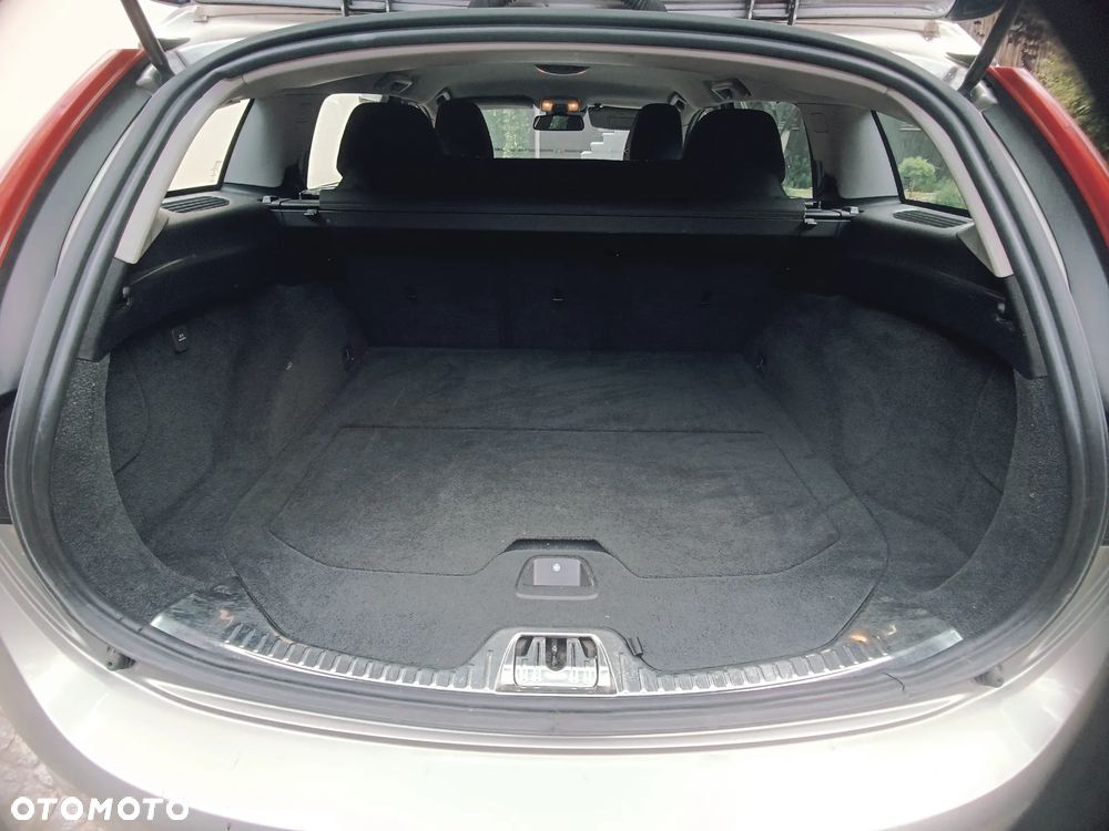 Volvo V60 D4 Momentum - 15