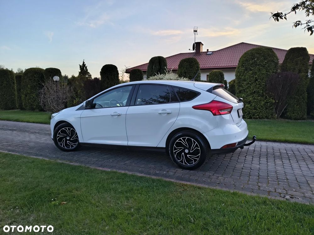 Ford Focus 1.5 TDCi ECOnetic 88g Start-Stopp-System Business - 33