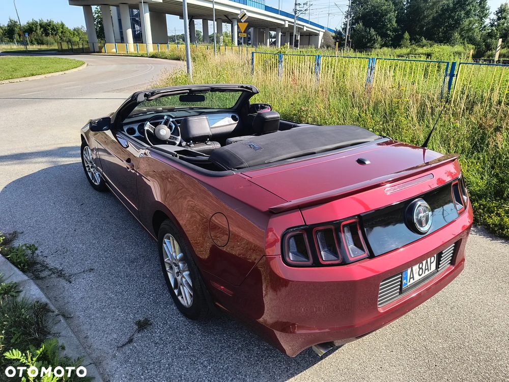 Ford Mustang 3.7 V6 Premium - 11