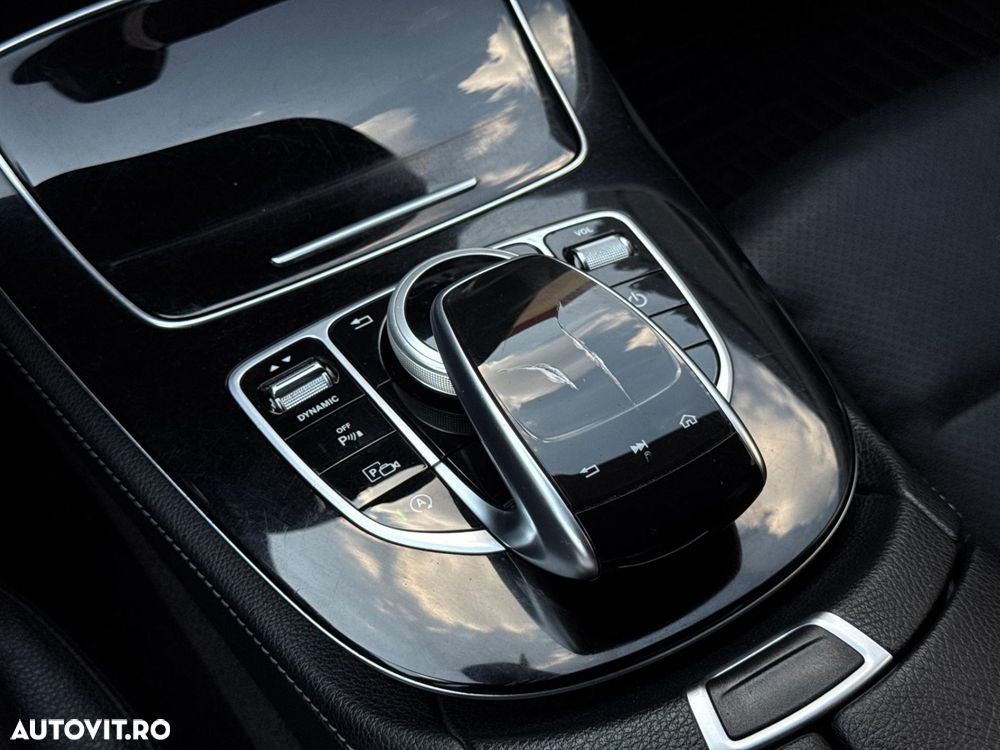 Mercedes-Benz E - 20