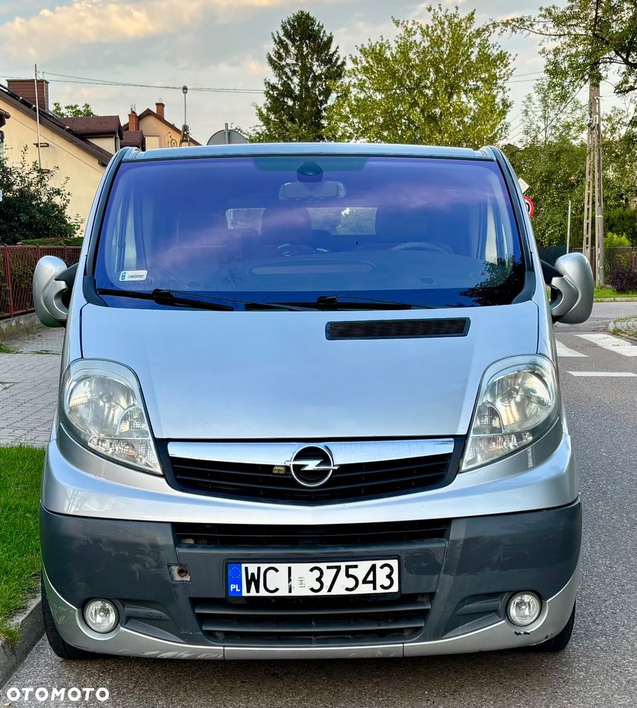 Opel Vivaro L2H1 2.9t - 7