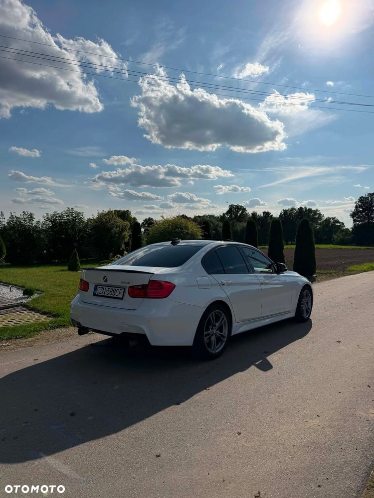 BMW Seria 3 328i - 7