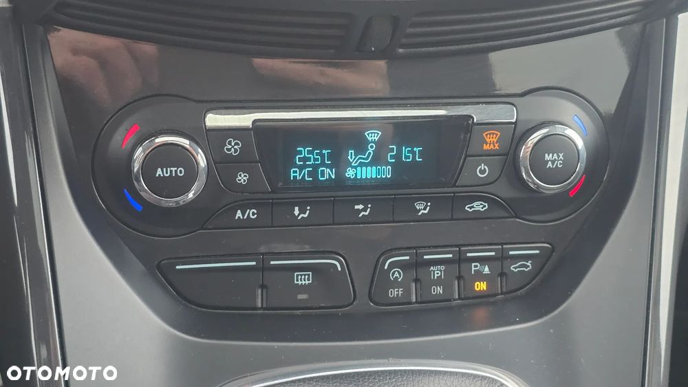 Ford Kuga 2.0 TDCi 4x4 Individual - 20