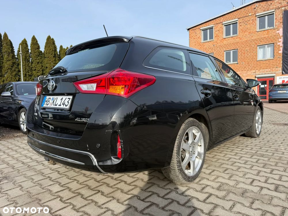 Toyota Auris - 4