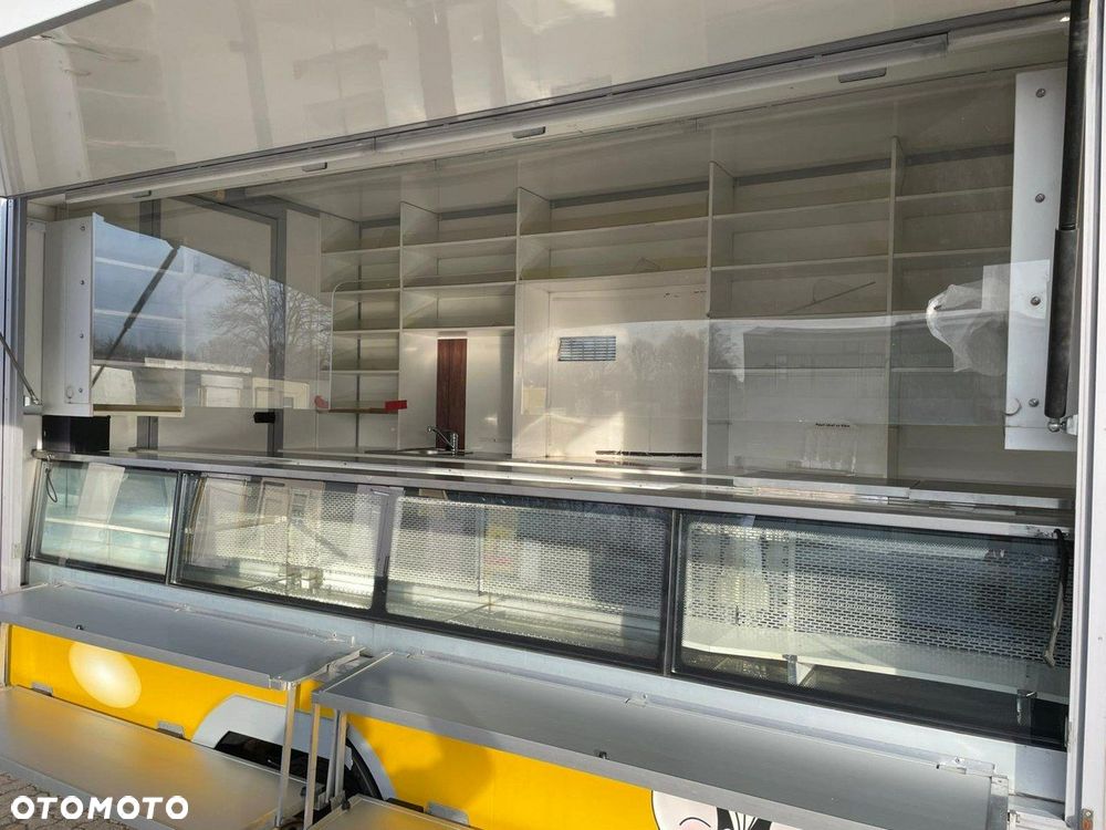 Mercedes-Benz Sprinter - 2